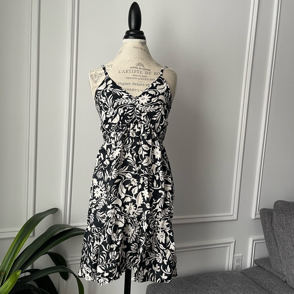Elegant Black and White Floral Dress